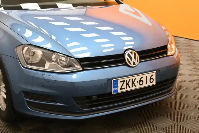 Sininen Viistoperä, Volkswagen Golf – ZKK-616