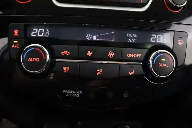 Valkoinen Maastoauto, Nissan Qashqai – ZKL-125