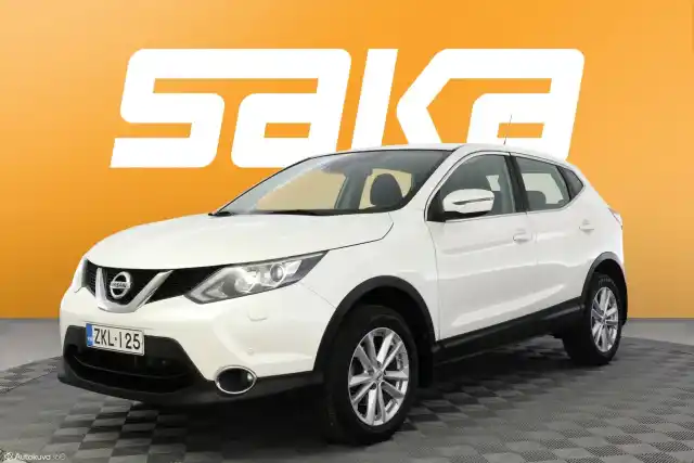 Valkoinen Maastoauto, Nissan Qashqai – ZKL-125
