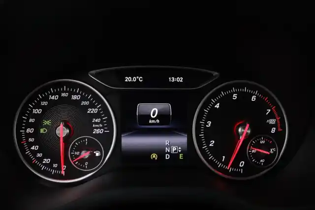 Harmaa Tila-auto, Mercedes-Benz B – ZKM-199