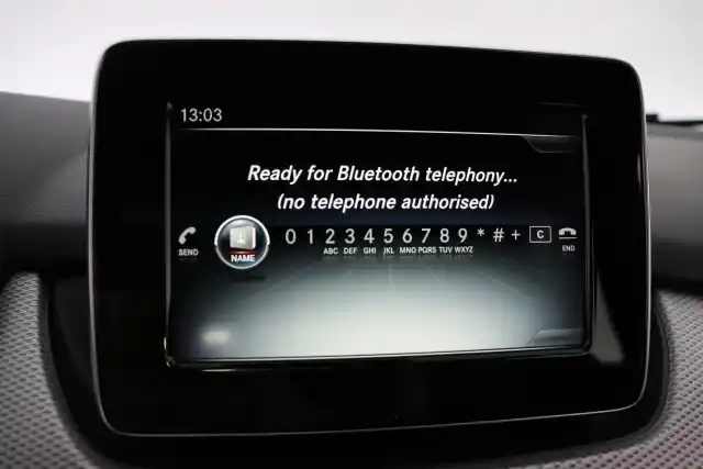 Harmaa Tila-auto, Mercedes-Benz B – ZKM-199