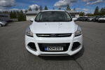 Valkoinen Maastoauto, Ford Kuga – ZKM-261, kuva 2