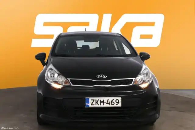 Musta Viistoperä, Kia Rio – ZKM-469