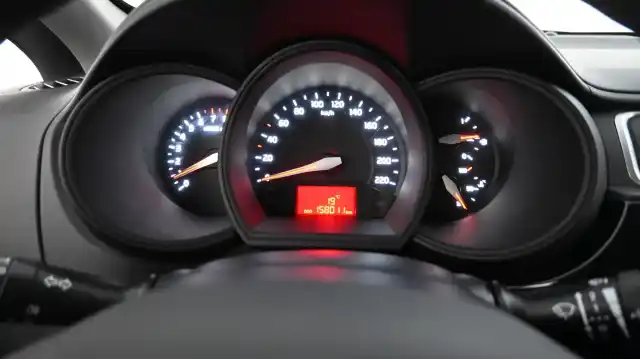 Musta Viistoperä, Kia Rio – ZKM-469