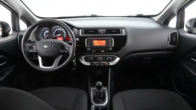 Musta Viistoperä, Kia Rio – ZKM-469