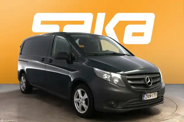 Vihreä Pakettiauto, Mercedes-Benz Vito – ZKN-171