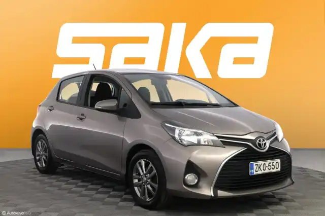 Beige Viistoperä, Toyota Yaris – ZKO-550