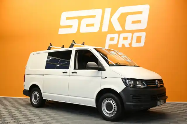 Valkoinen Pakettiauto, Volkswagen Transporter – ZKP-154