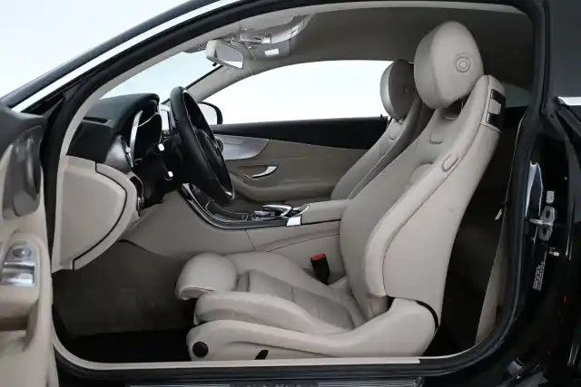 Musta Coupe, Mercedes-Benz C – ZKP-985