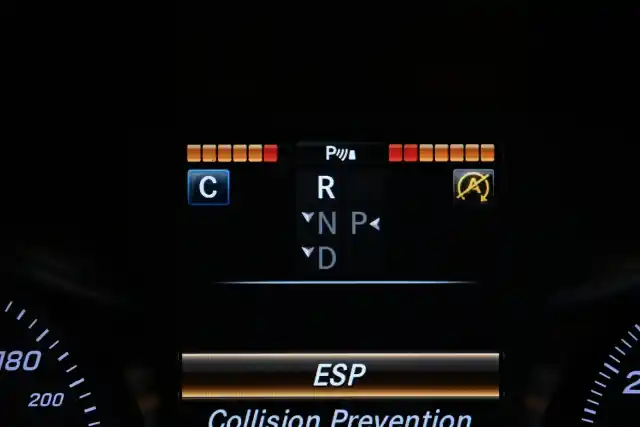 Musta Coupe, Mercedes-Benz C – ZKP-985
