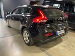 Musta Viistoperä, Volvo V40 – ZKR-556, kuva 3