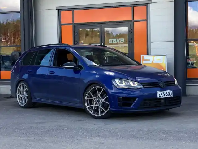 Sininen Farmari, Volkswagen Golf – ZKS-600