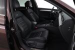 Punainen Sedan, Volkswagen Passat – ZKT-137, kuva 12