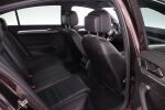 Punainen Sedan, Volkswagen Passat – ZKT-137, kuva 13