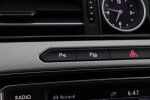 Punainen Sedan, Volkswagen Passat – ZKT-137, kuva 22