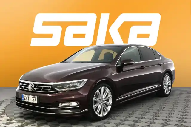 Punainen Sedan, Volkswagen Passat – ZKT-137
