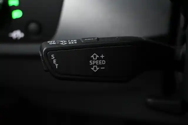 Musta Sedan, Audi A4 – ZKT-553