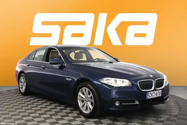 Sininen Sedan, BMW 530 – ZKT-676