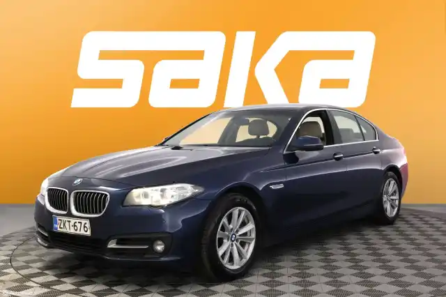 Sininen Sedan, BMW 530 – ZKT-676