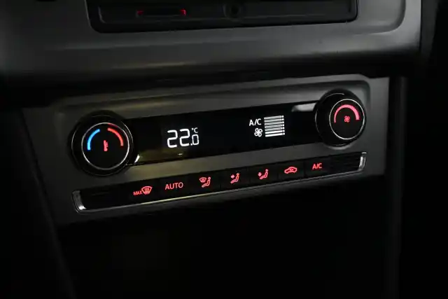 Sininen Viistoperä, Volkswagen Polo – ZKU-905