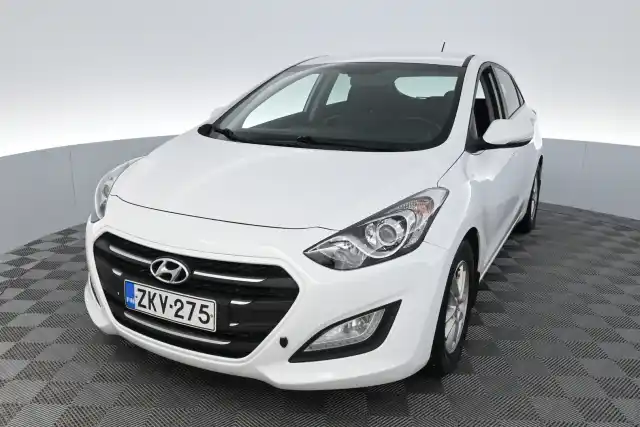 Valkoinen Viistoperä, Hyundai I30 – ZKV-275