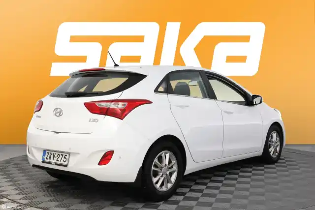 Valkoinen Viistoperä, Hyundai I30 – ZKV-275