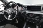 Ruskea Maastoauto, BMW X5 – ZKX-408, kuva 11