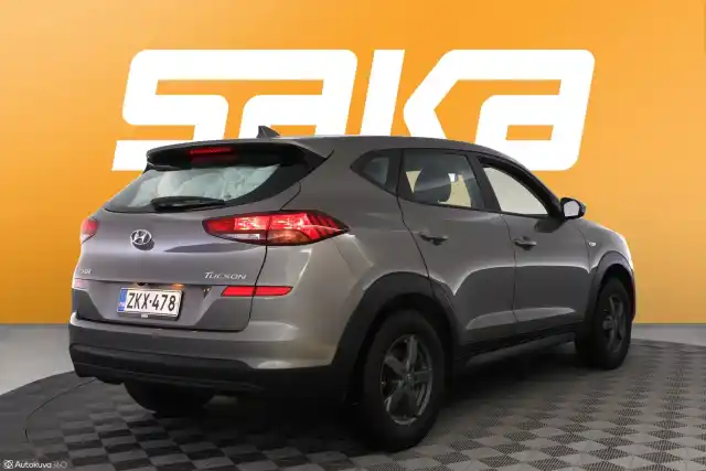 Harmaa Maastoauto, Hyundai Tucson – ZKX-478