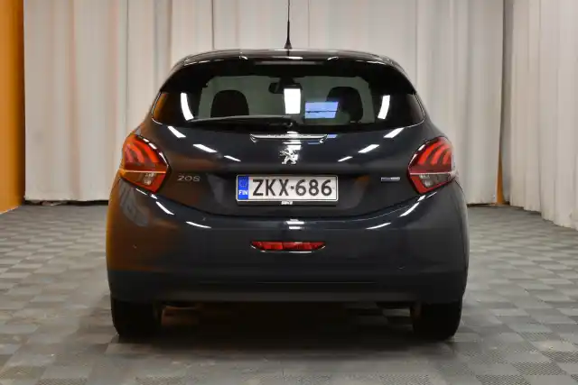 Harmaa Viistoperä, Peugeot 208 – ZKX-686