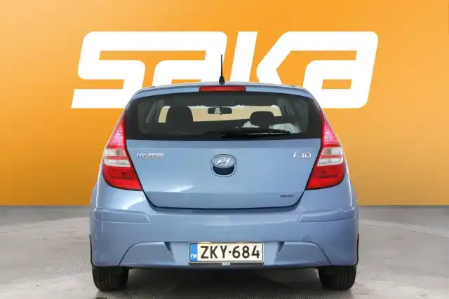 Sininen Viistoperä, Hyundai i30 – ZKY-684