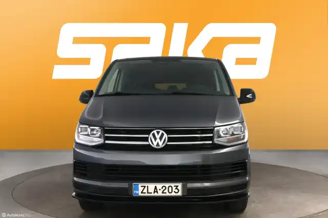 Harmaa Tila-auto, Volkswagen Transporter – ZLA-203