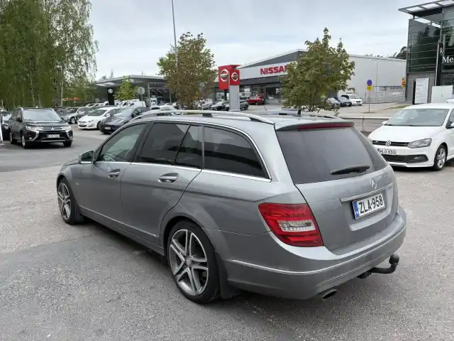 Harmaa Farmari, Mercedes-Benz C – ZLA-958