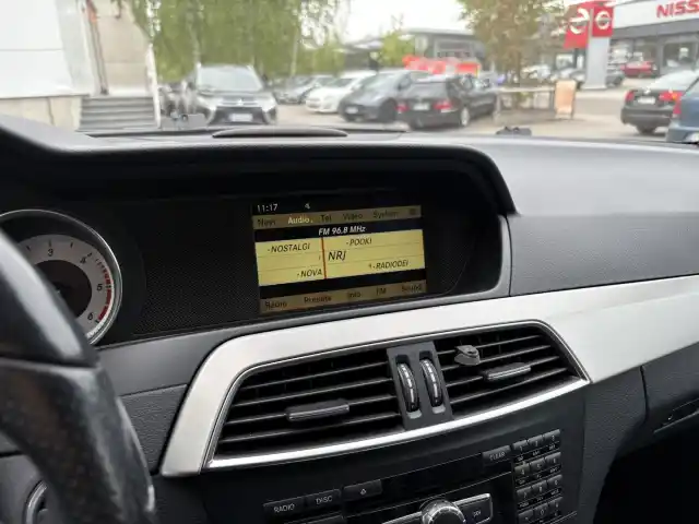 Harmaa Farmari, Mercedes-Benz C – ZLA-958