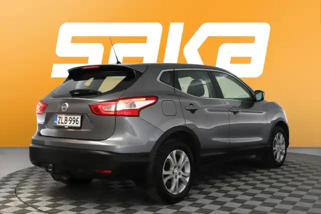 Harmaa Maastoauto, Nissan Qashqai – ZLB-996