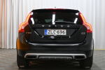 Musta Farmari, Volvo V60 Cross Country – ZLC-696, kuva 5