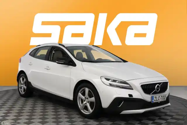 Valkoinen Viistoperä, Volvo V40 Cross Country – ZLC-702