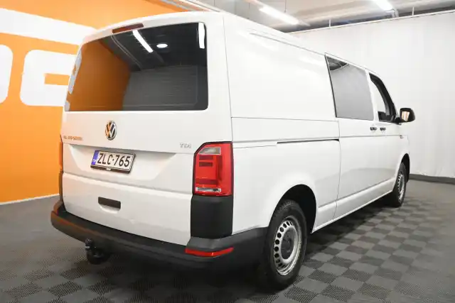 Valkoinen Pakettiauto, Volkswagen Transporter – ZLC-765