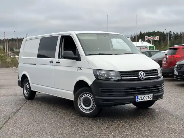 Valkoinen Pakettiauto, Volkswagen Transporter – ZLC-765