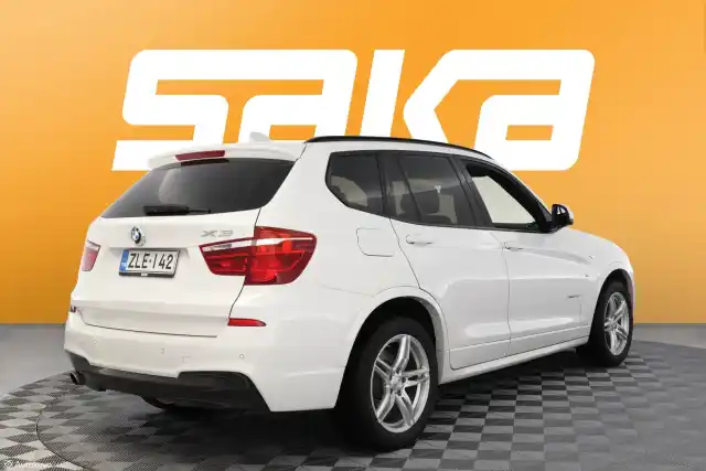 Valkoinen Maastoauto, BMW X3 – ZLE-142