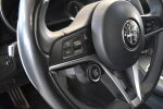 Sininen Sedan, Alfa Romeo Giulia – ZLE-656, kuva 4