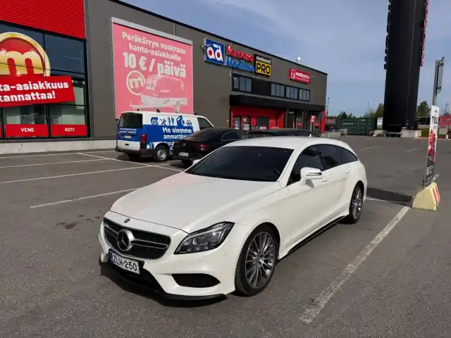 Valkoinen Farmari, Mercedes-Benz CLS – ZLH-250