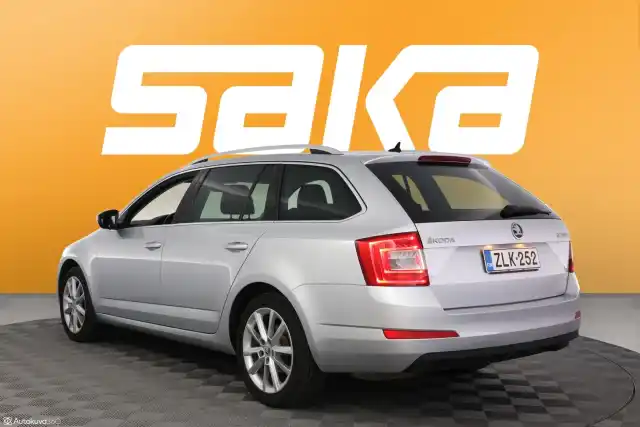 Harmaa Farmari, Skoda Octavia – ZLK-252