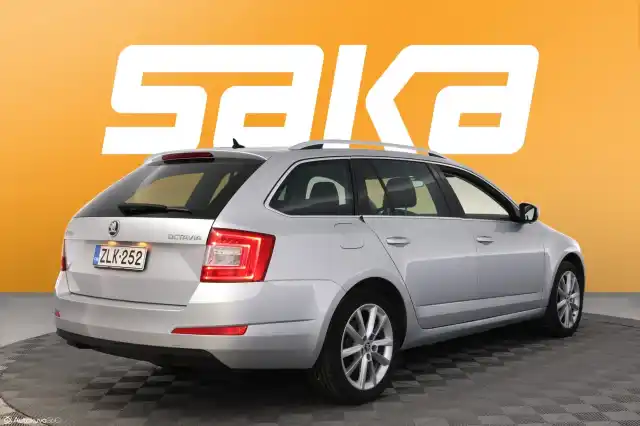 Harmaa Farmari, Skoda Octavia – ZLK-252