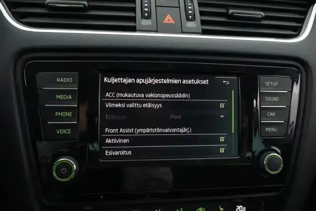 Harmaa Farmari, Skoda Octavia – ZLK-252