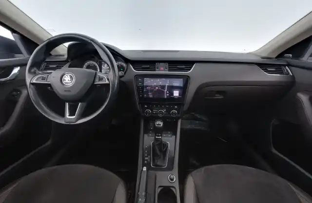 Harmaa Farmari, Skoda Octavia – ZLM-183