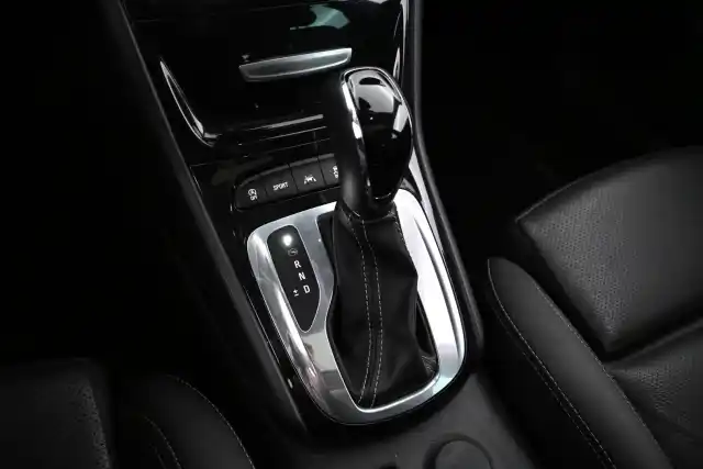 Sininen Farmari, Opel Astra – ZLO-689