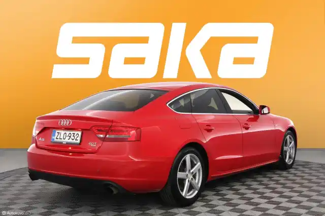 Punainen Viistoperä, Audi A5 – ZLO-932