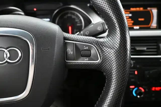 Punainen Viistoperä, Audi A5 – ZLO-932
