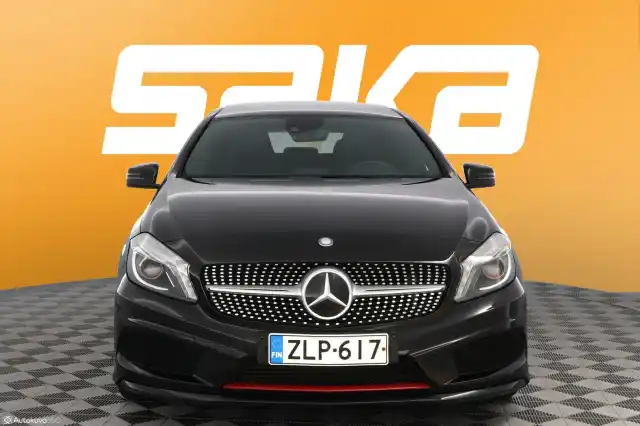 Musta Viistoperä, Mercedes-Benz A – ZLP-617