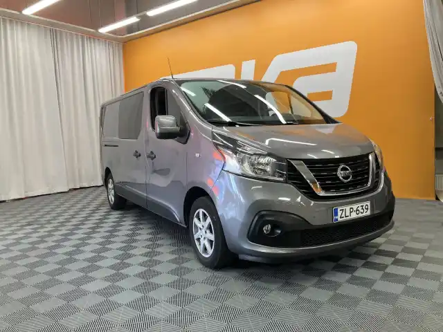 Nissan NV300